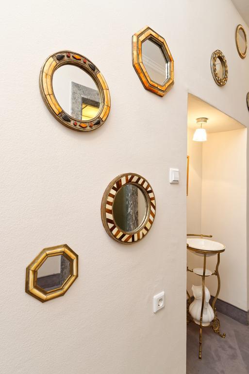 Neoclassical Luxury Apartment 류블랴나 외부 사진